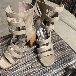 Women's Tan Strappy Sandals